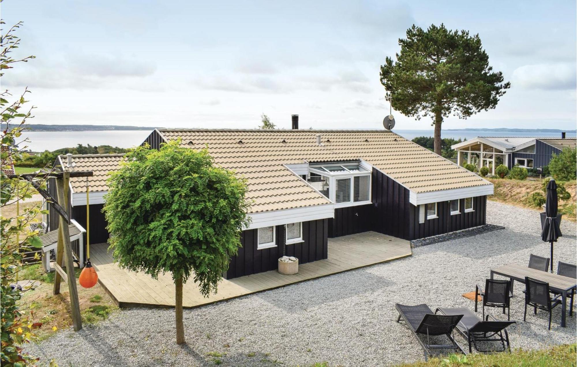 Amazing Home In Ebeltoft With Sauna Exterior photo